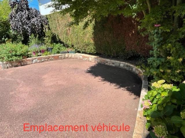 De L'hirondelle - Parking Prive Dieppe